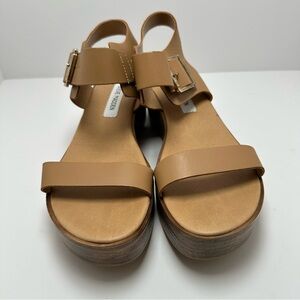 Steve Madden Women's leather Platform Sandals size 7.5